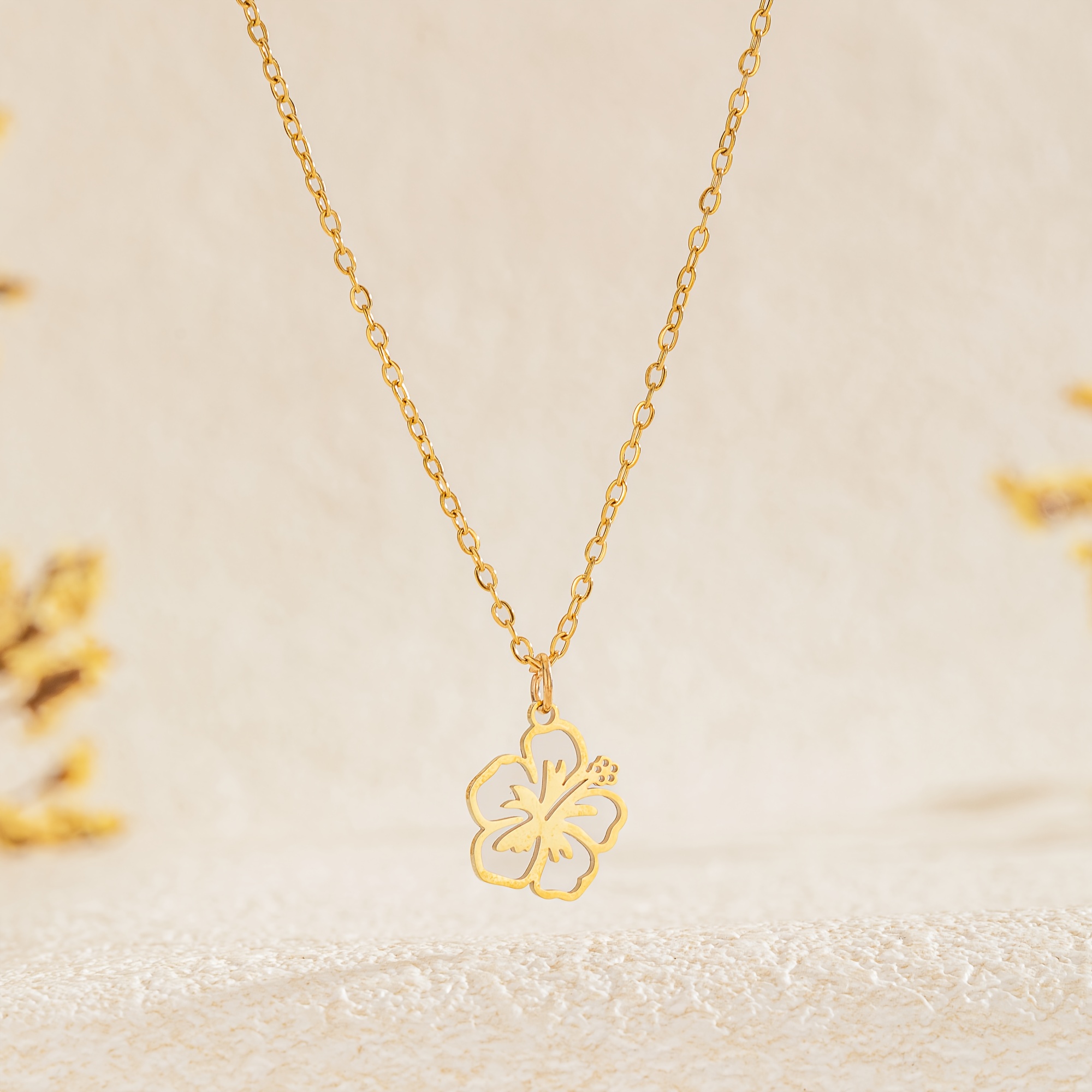 TEMU 304 Stainless Steel Necklace Hibiscus Women's Elegant Floral Pendant Necklace Suitable For Daily Wear Durable Ideal Gift Choice