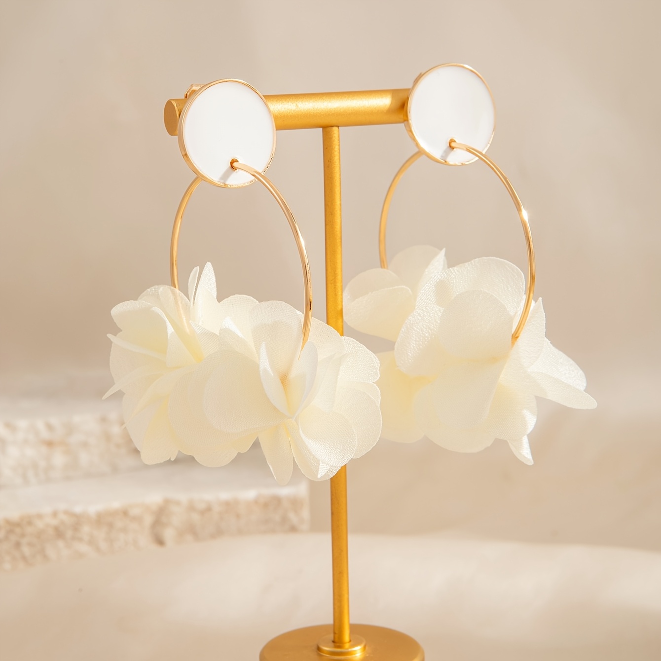 TEMU 1 Pair Women's Clip-on Earrings, No Piercing Hypoallergenic Round Flower Earrings, Suitable For Summer Beach Vacation Colorful Women's Earrings,