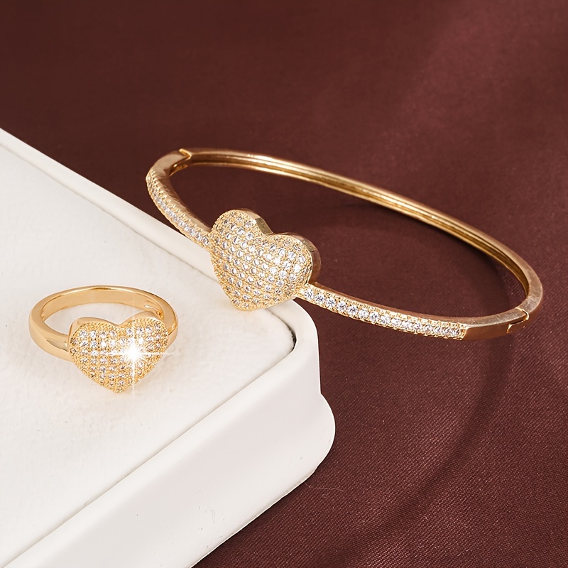 

Sweet And Cool Set Of Bracelet And Ring For Women, Inlaid With Synthetic Zirconia.