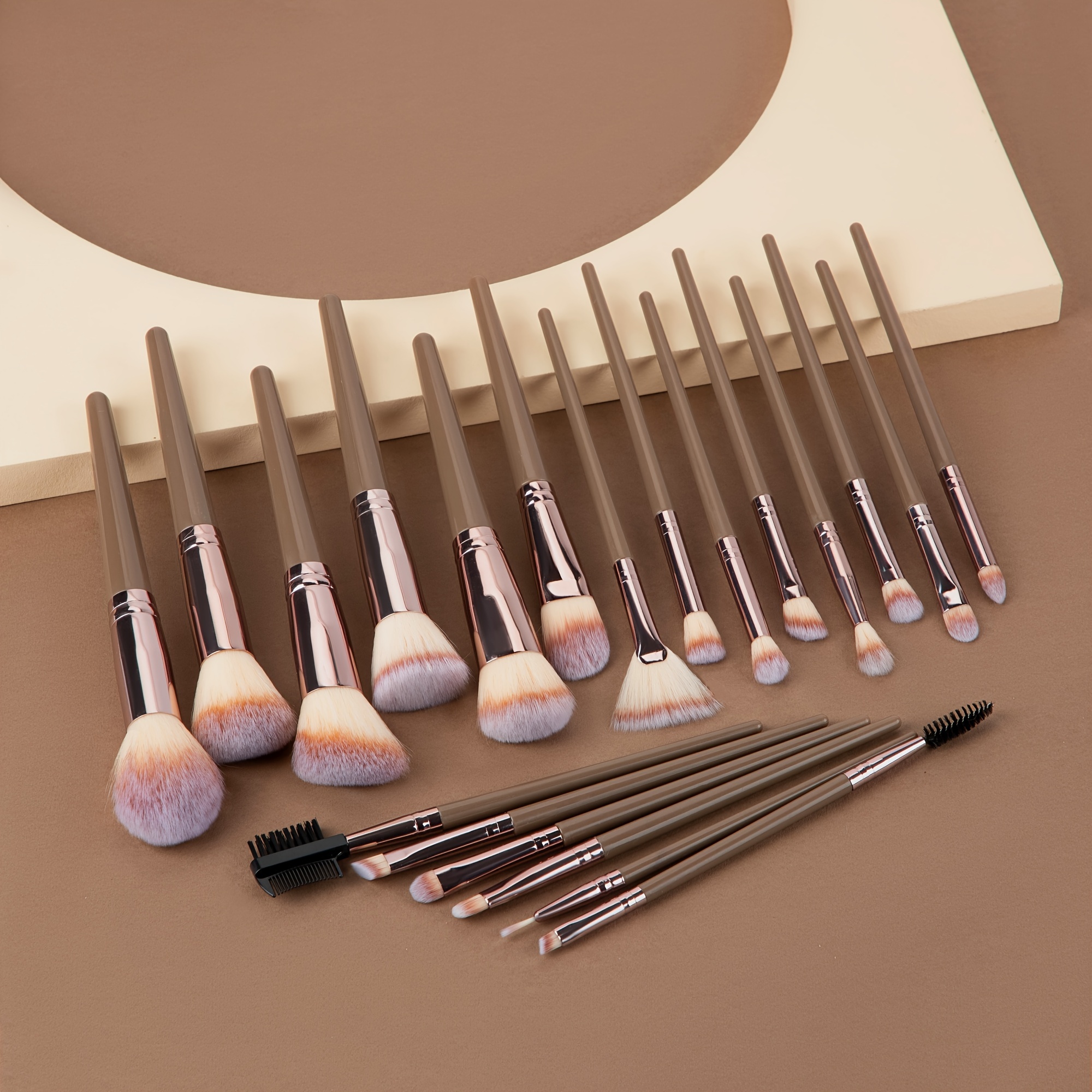 

10pcs/15pcs/18pcs/20pcs Kit de pinceaux de maquillage multifonctionnels professionnels - Pinceaux pour fond de teint, poudre, correcteurs, fards à paupières et blush