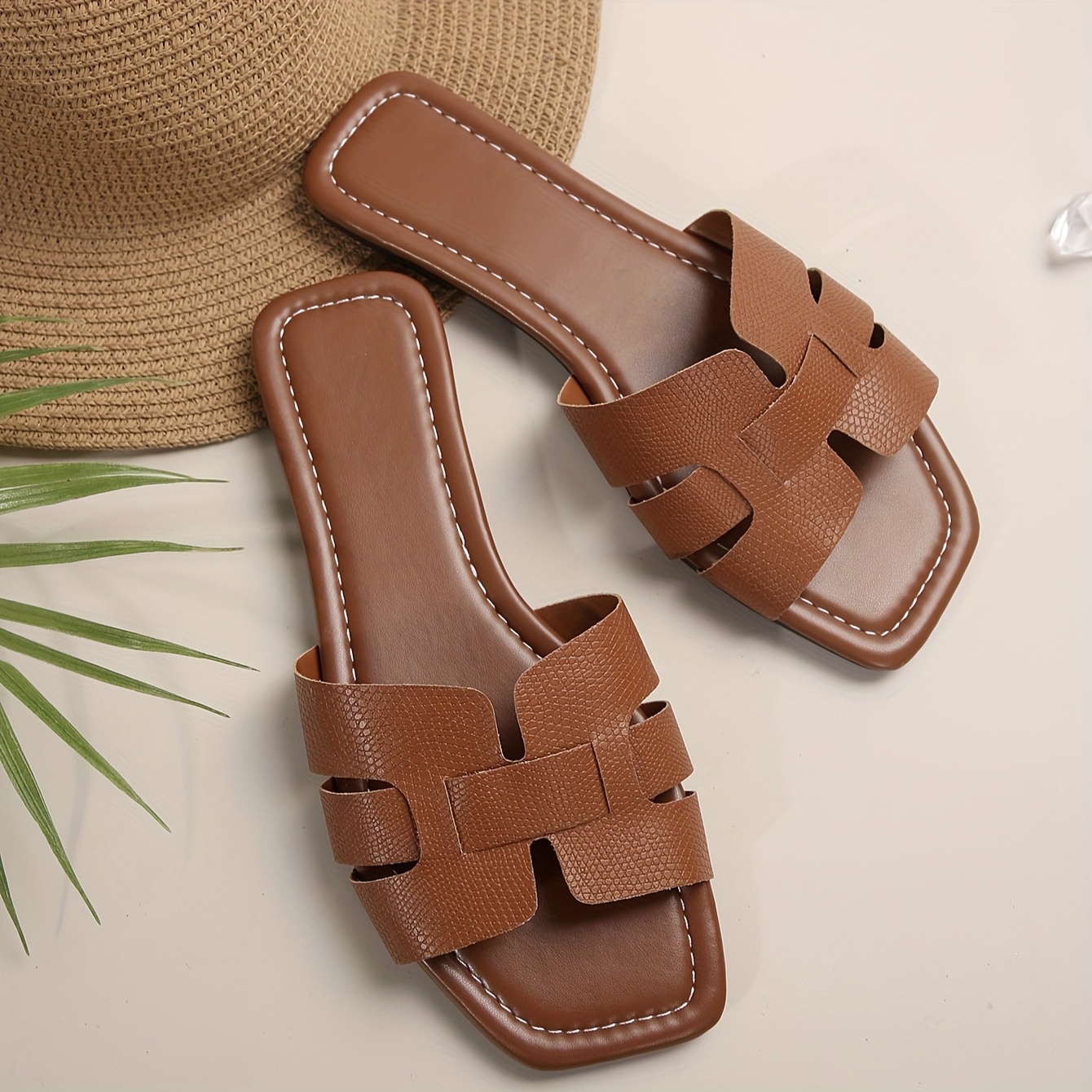 Women's Fashion Embossed Flat Sandals, Women Shoes
