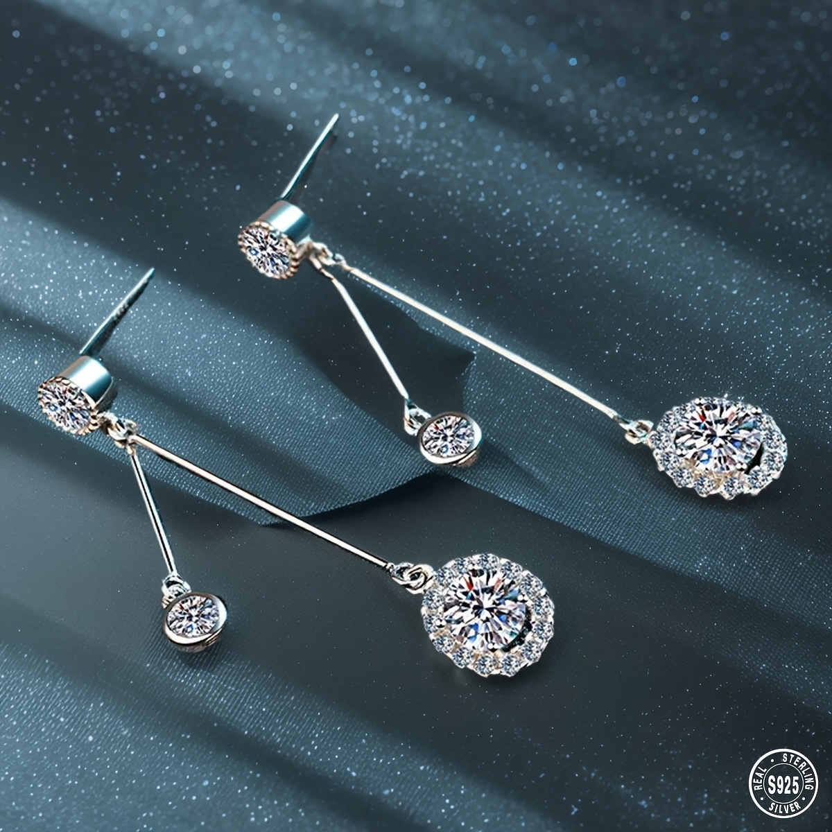 925 sterling silver moissanite earrings unique and elegant fashionable and versatile Product details 2