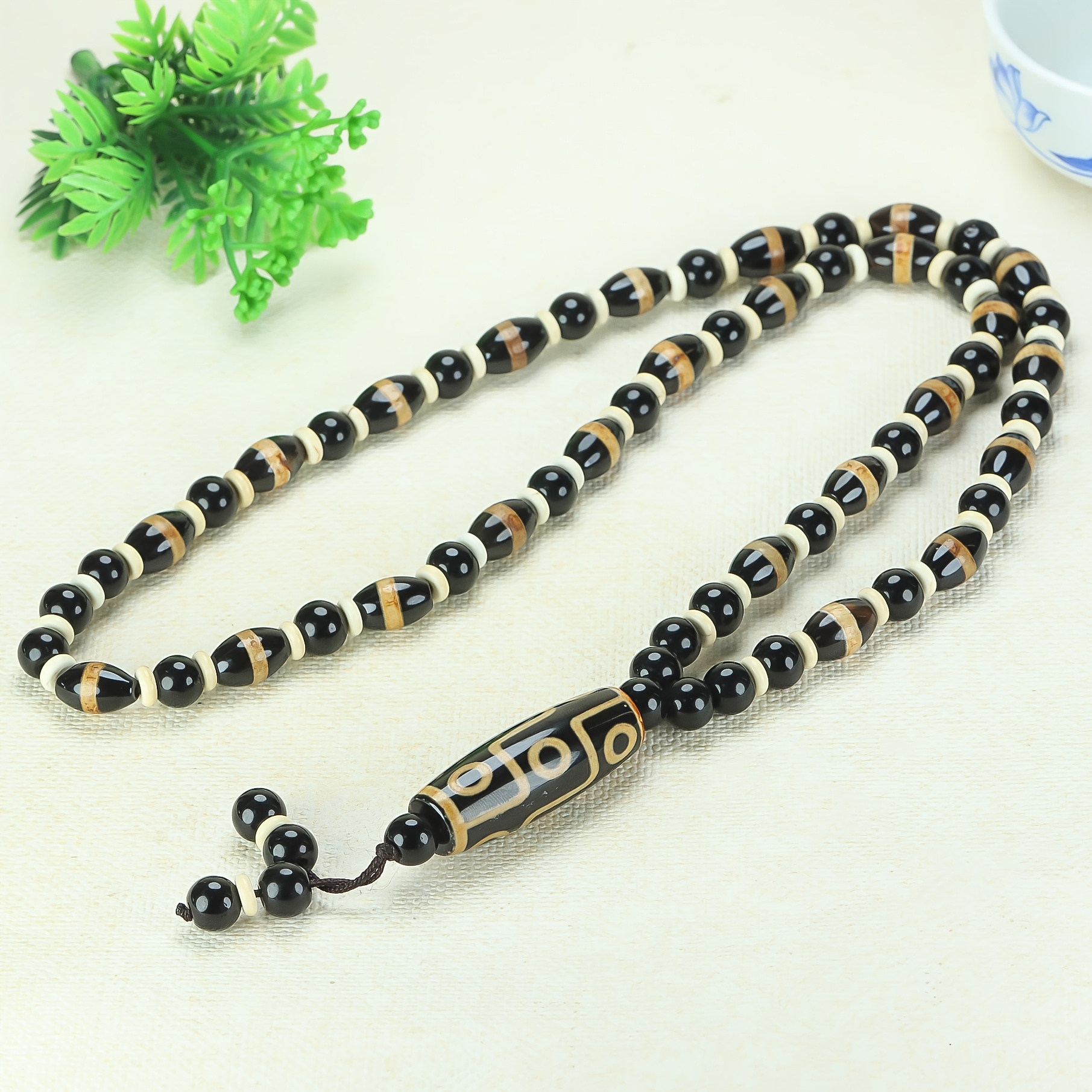 TEMU Agate Dzi Bead Necklace Vintage Agate Lulu Tong Necklace Agate Dzi Bead Sweater Chain