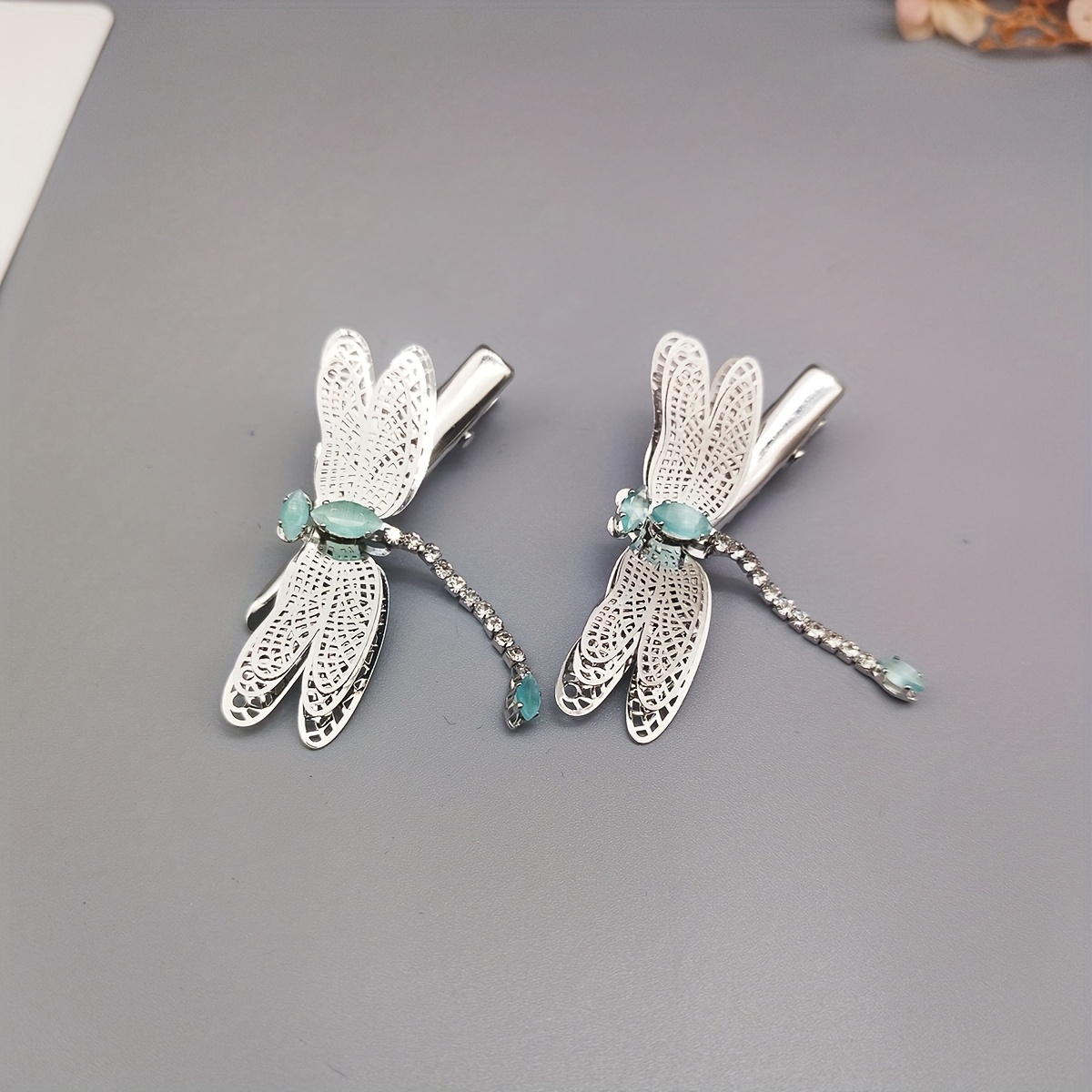 TEMU 2pcs Hair Clip For Women | Vintage Side Bangs Barrette With Sparkling Rhinestones, Fashionable Duckbill Clip For Stylish Hair Management