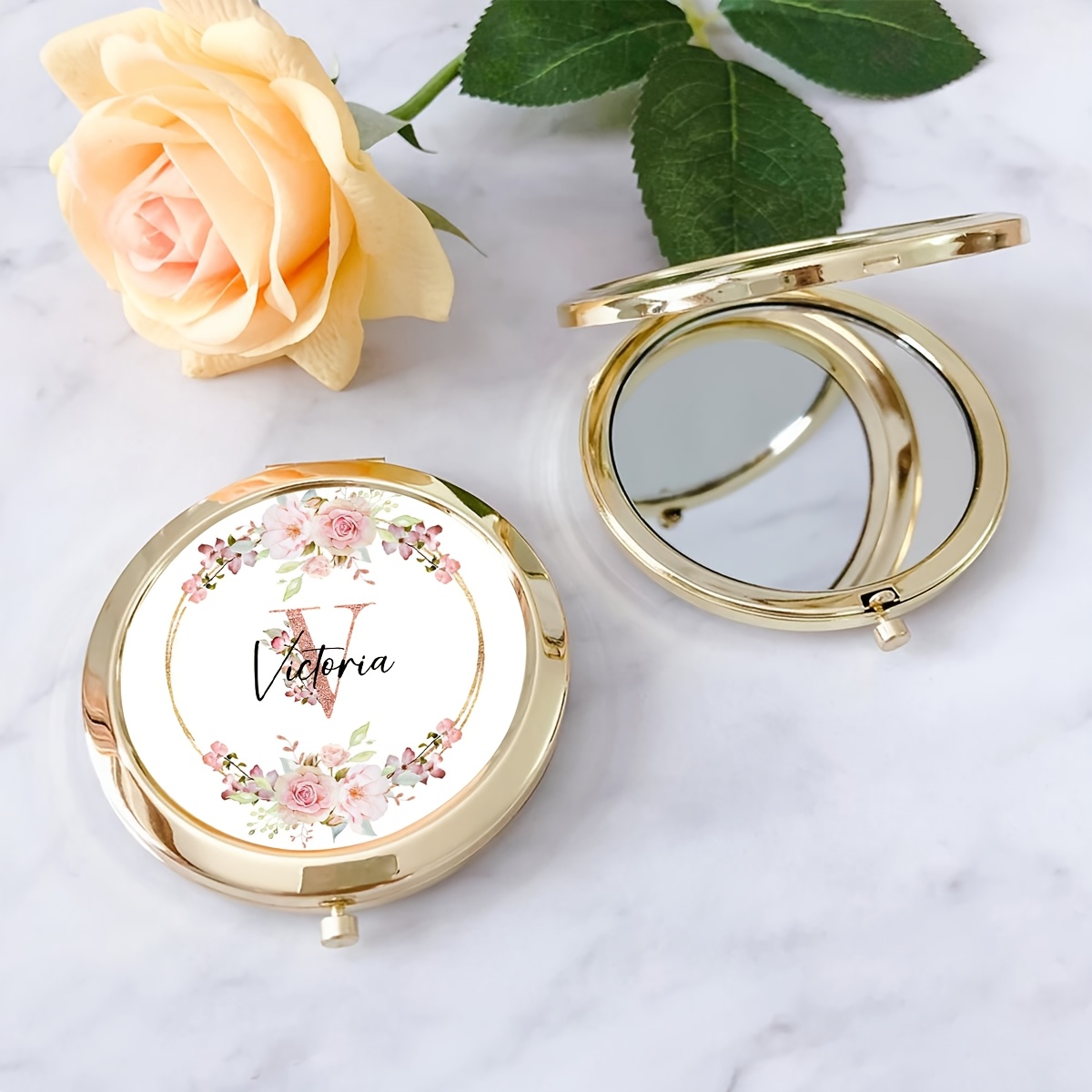 TEMU Un cadeau de remerciement de mariage personnalisé avec le nom de la mariée pour d', comprenant un de Cosmétique dans une boîte cadeau . Ce mini