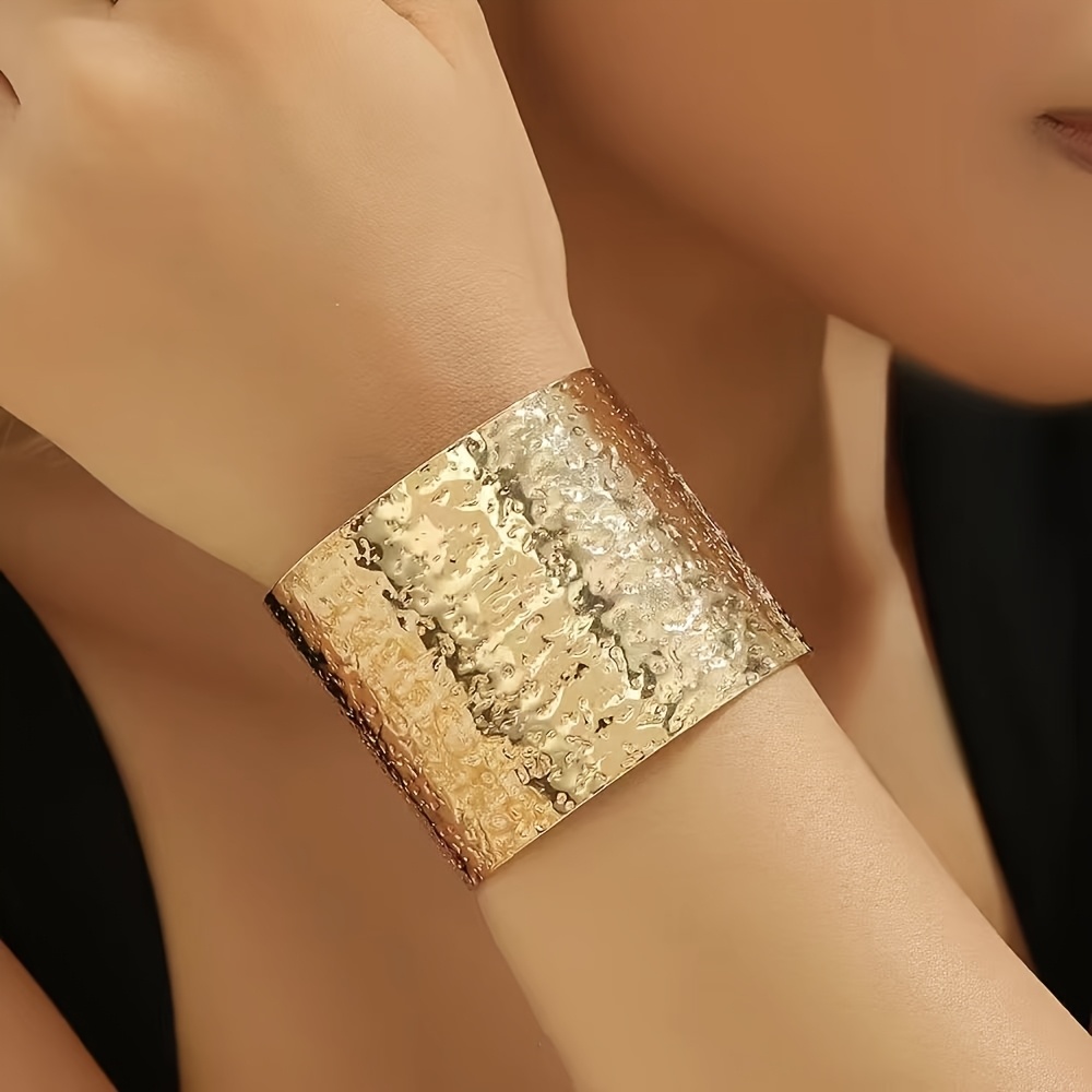New Bangle, - Niche Geometric Pleated Design Jewelry, Wide Bangle For Women