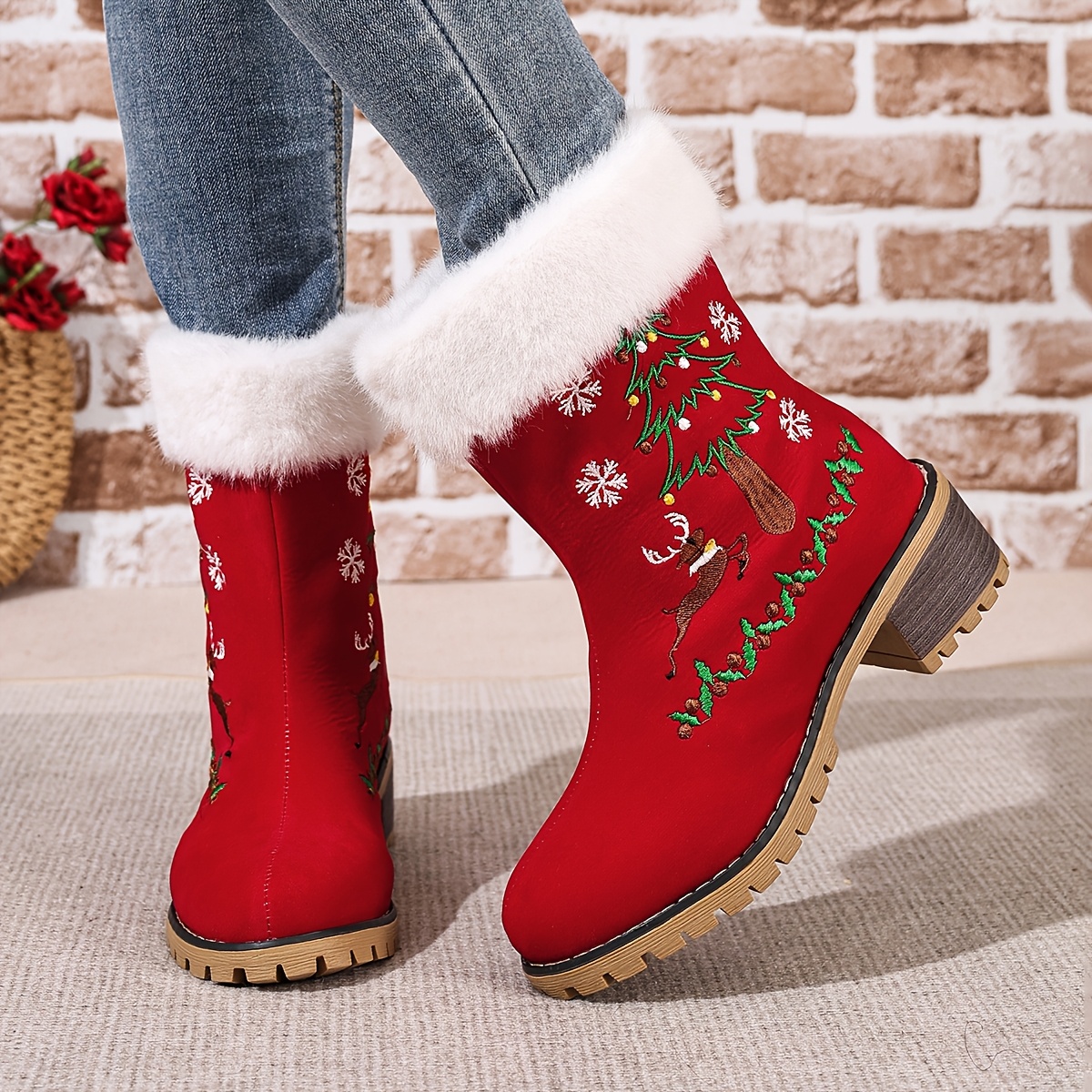 TEMU Theme Embroidered Mid-calf Snow Boots Women's Plush Fleece Warm Chunky Heel Short Boots Christmas Tree Reindeer Snowflake Thick Sole Boots