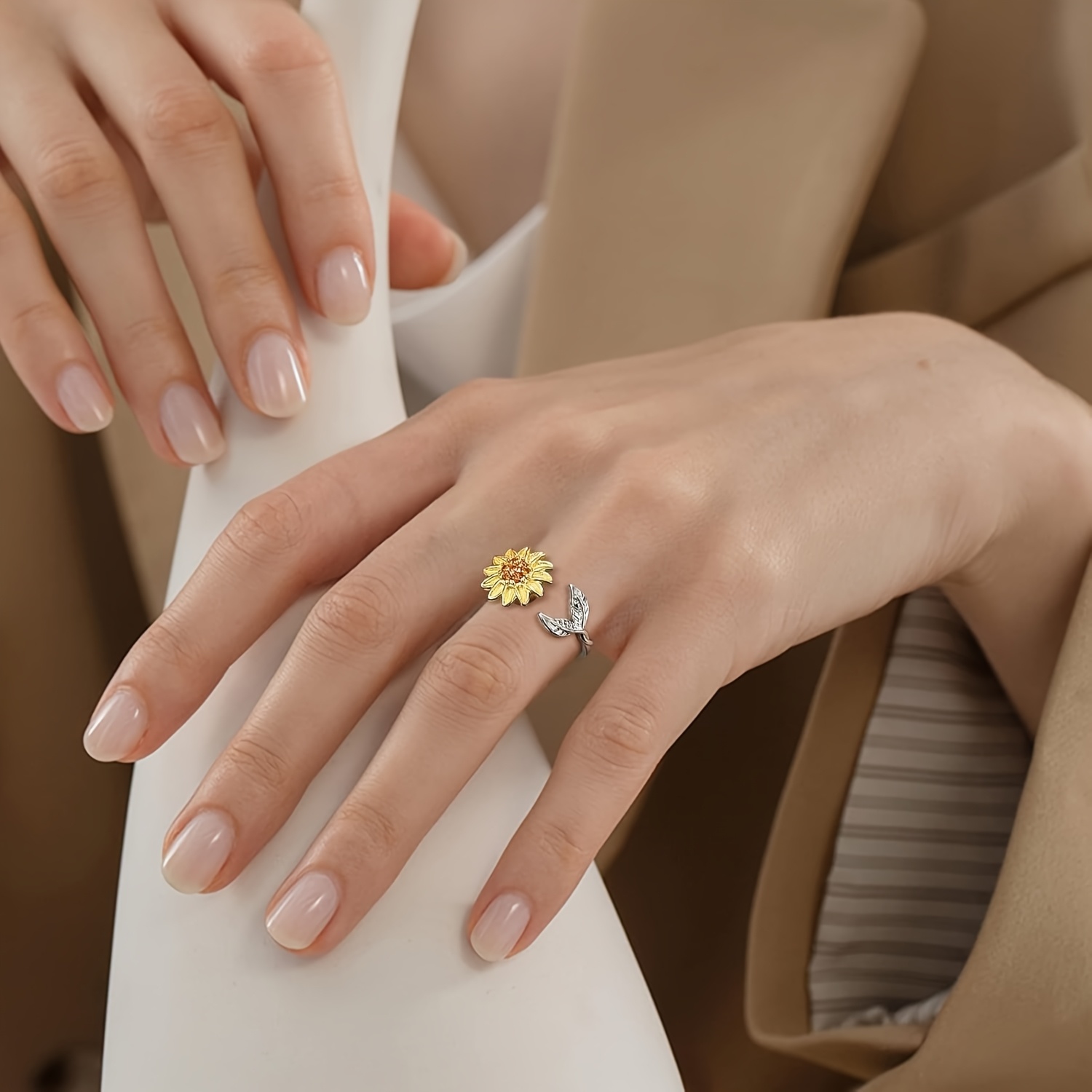2pcs fidget anxiety ring for teenager spinner sunflower ring open adjustable fidget rings for     star stackable rings fidget jewelry teenager flower for teenager Product details 0