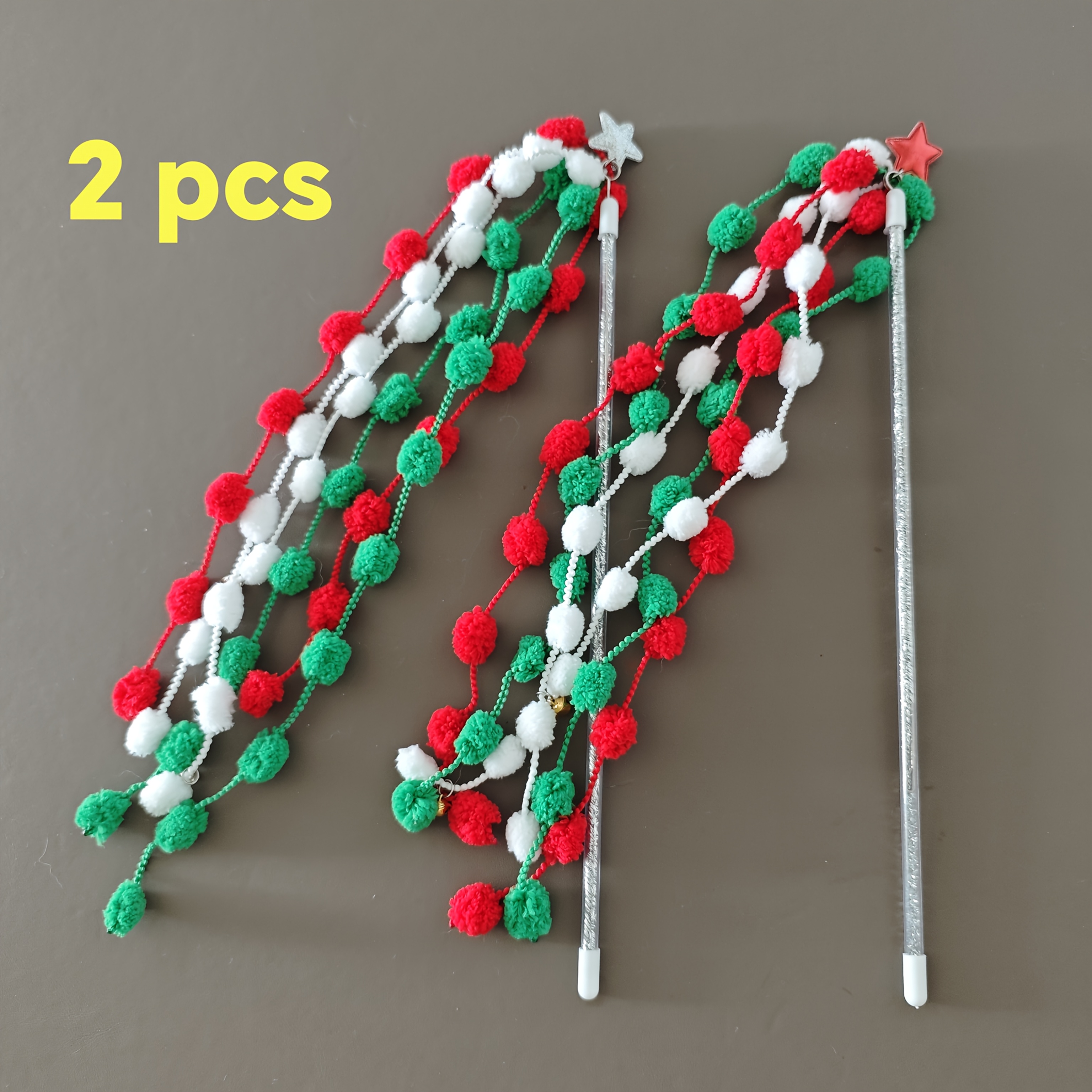 2pcs Christmas Cat Toy Teasing Stick, Cute Tassel Plush Balls , Red And Green Color , Without Battery