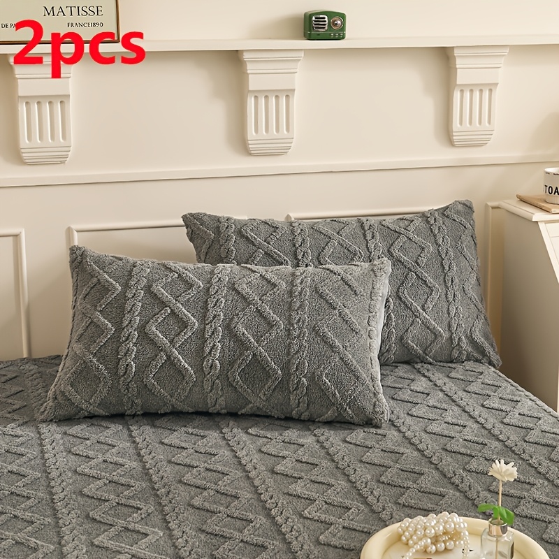 2 New Plush Fleece Pillowcases Thickened Milk Velvet Pillowcases