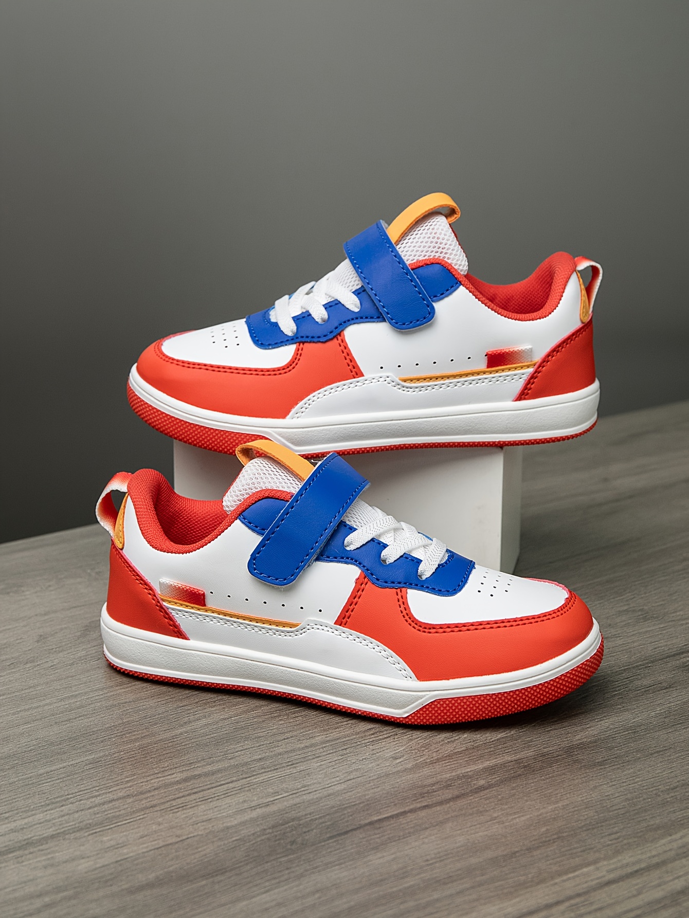 1 Pair of Boys and Girls Shoes with Sticky Buckle Design, Comfortable Flat Bottoms, Breathable and Durable, Youngsters Sports Casual Shoes in Candy Colors, Suitable for All Seasons, Youngsters'S Shoes