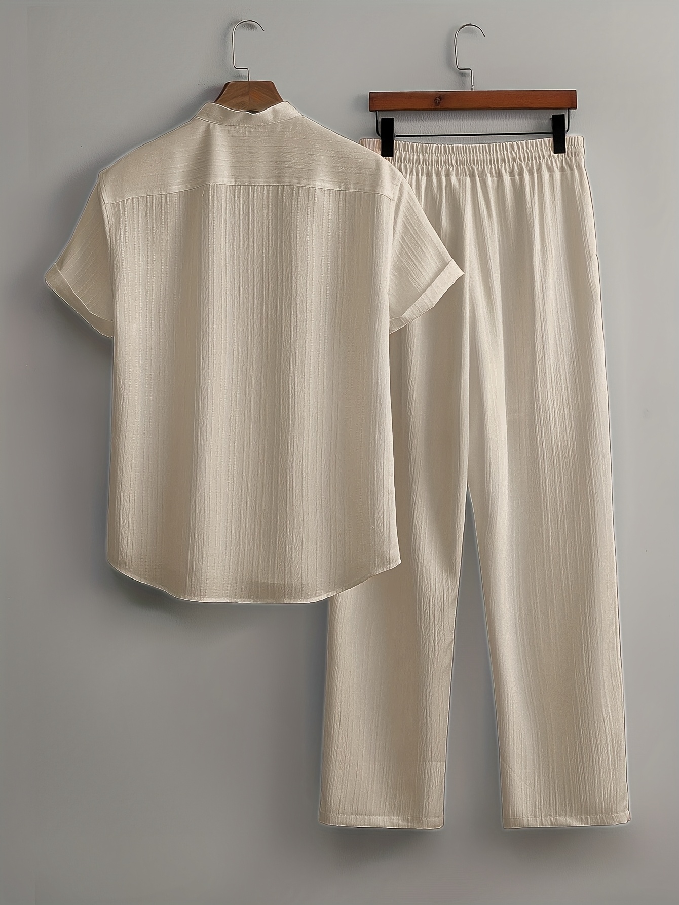 Men's Button Texture Casual Vacation Striped Short Sleeve Shirt and Tie-Waist Loose Straight-Leg Pants Set, 2pcs