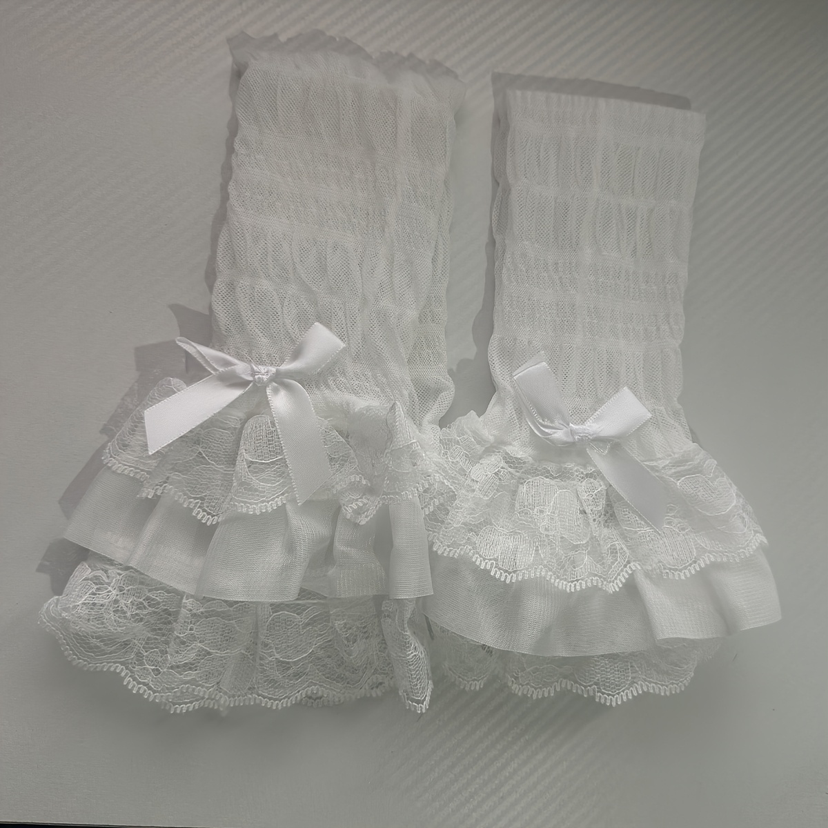TEMU 1 Pair Women's Lace Slouchy Sock Covers For Spring/summer, Lightweight Ballet Style Leg Warmers, Sweet & Edgy Design With Bow And Lace Trim,