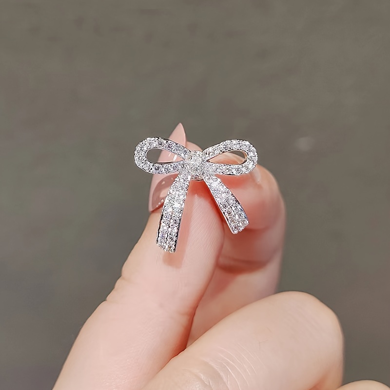 

Elegant Bow Stud Earrings, Luxurious Full Rhinestone, Cute & Chic Accessory, Retro Style, Hypoallergenic, High-end Jewelry For Women