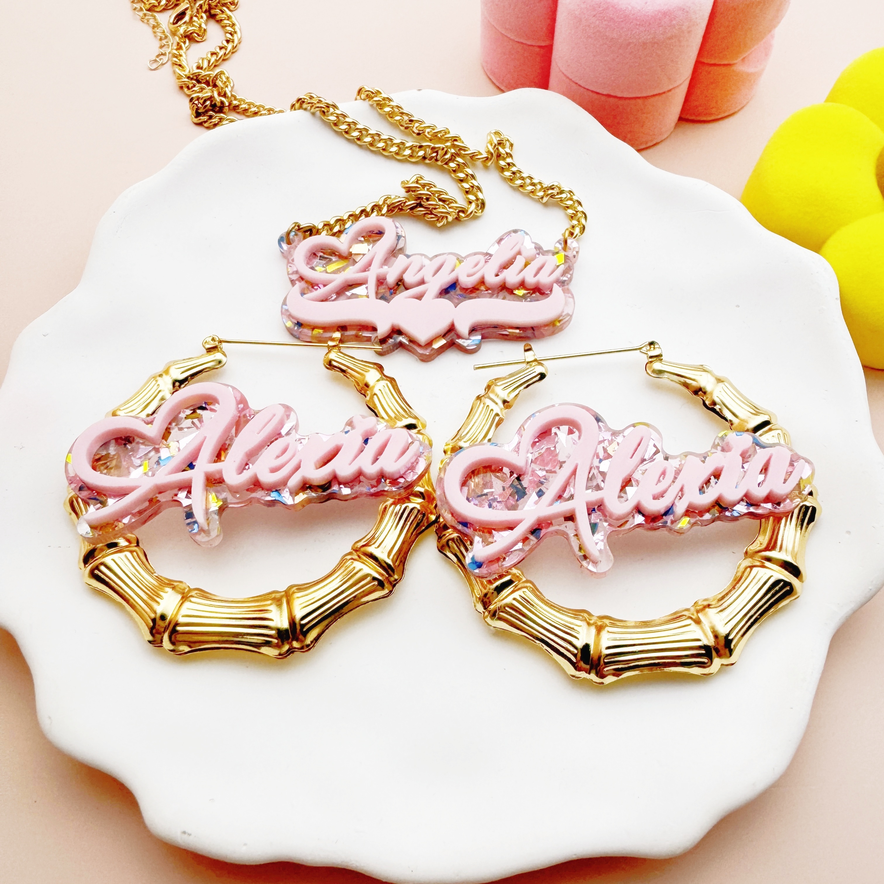 

Customizable Vintage Heart Acrylic Name Earrings And Necklace Set, Cute Personalized Letter Jewelry For Women, Gift-ready For Thanksgiving, Adjustable Chain, Wear - 2-piece Set