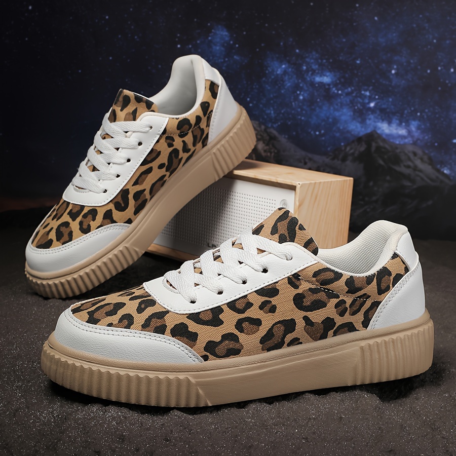 Cheetah Print Sneakers Outfits To Wear With Leopard Shoes Women's