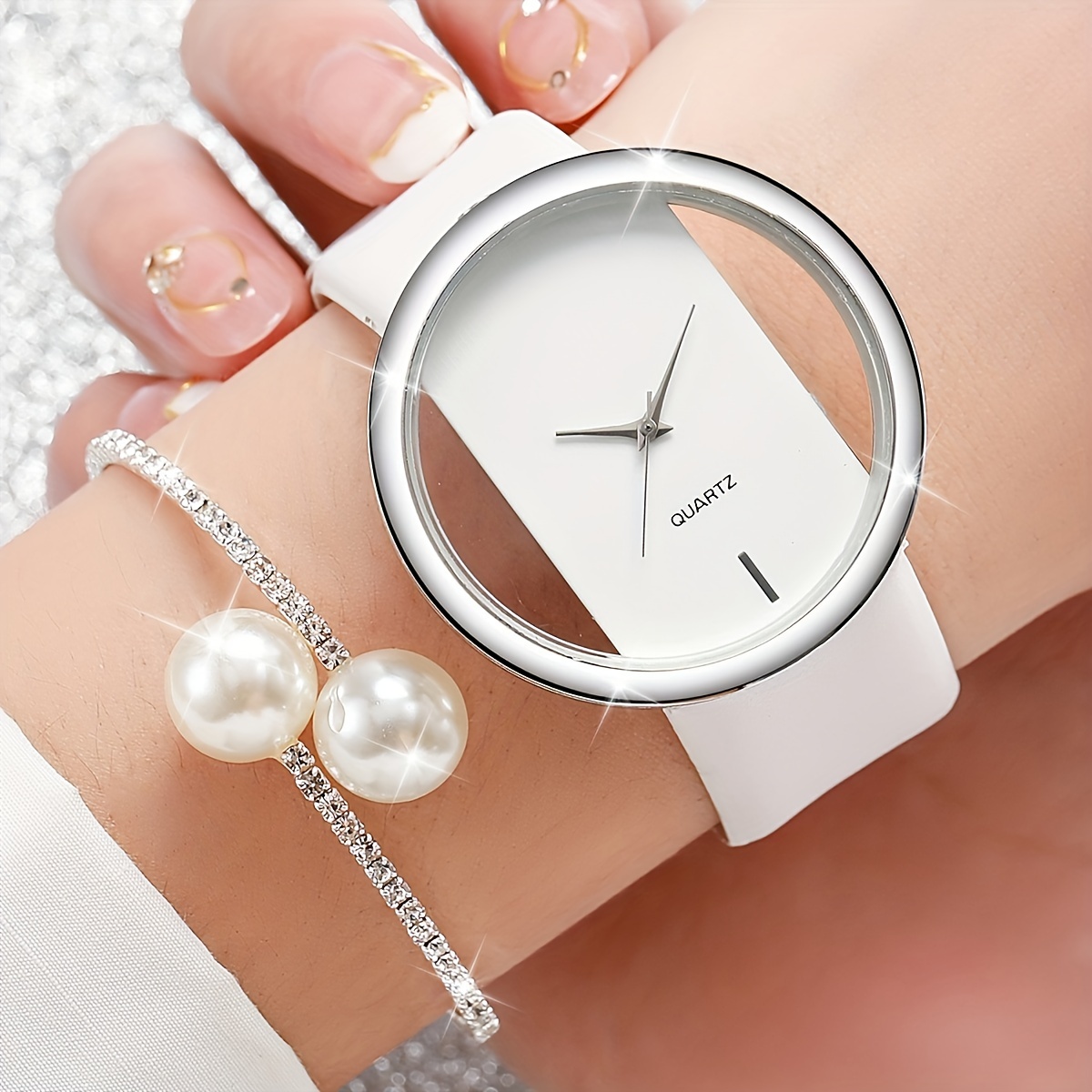 

2pcs/set Women's Casual Hollow Out Quartz Watch Analog Pu Leather Wrist Watch & Faux Pearl Bangle, Gift For Mom Her