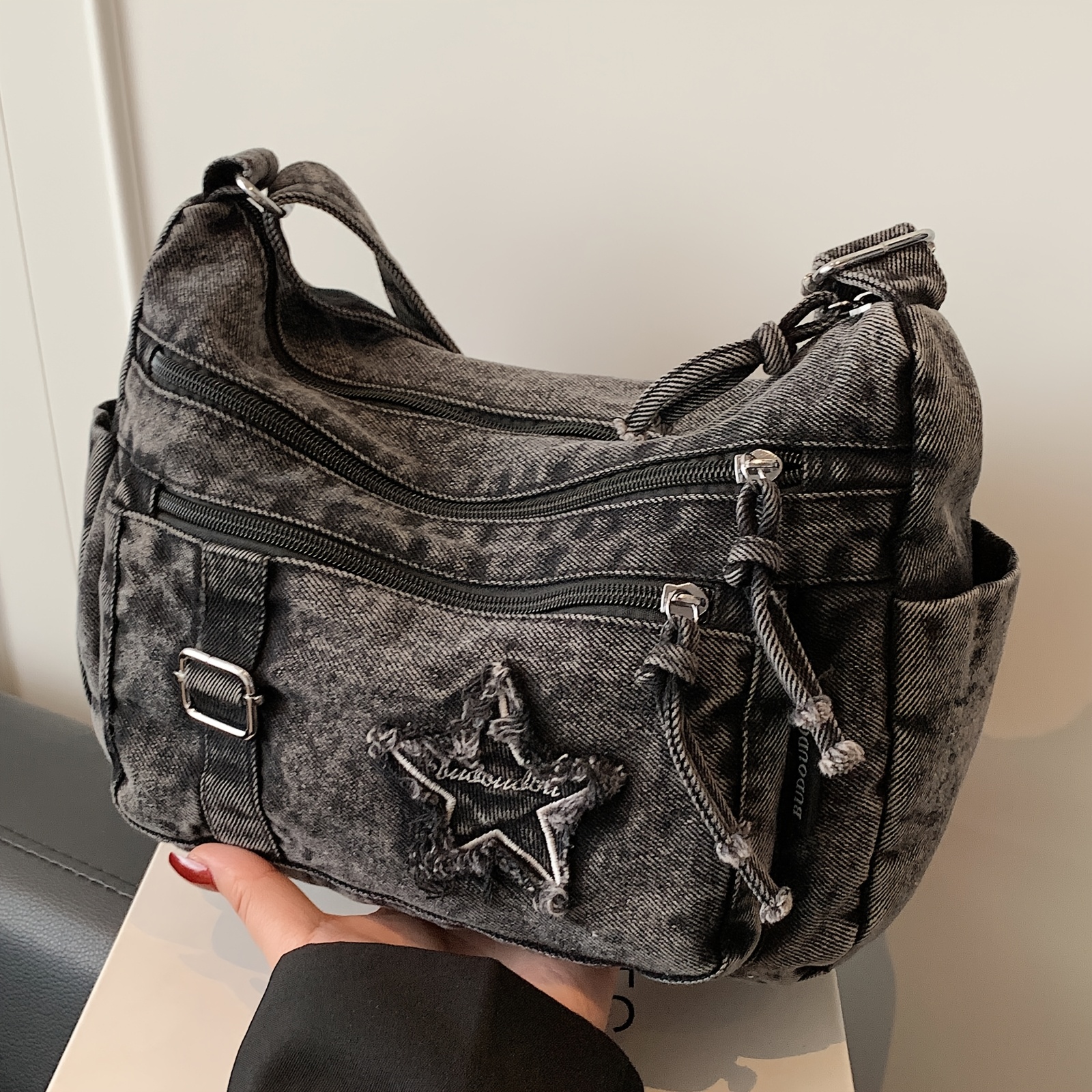 E-shop Neue Damenmode -Schultertasche mit Sternstickerei, Mehrere und Reißverschluss, Verstellbarer Riemen, Minimalistische Canvas Schultertasche für