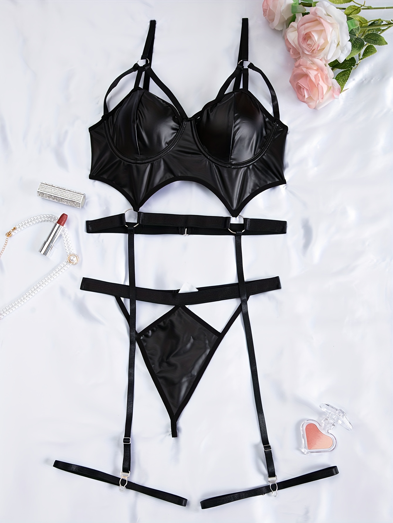 Conjunto De Lingerie De Couro Quente Suti Decotado Com Argola