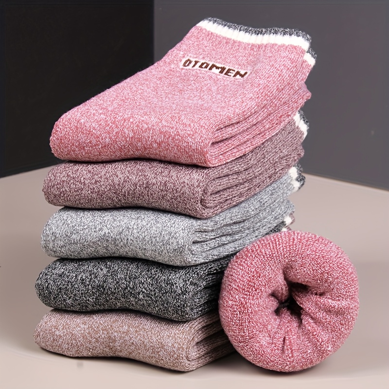 Image of 5 Pairs Winter Warm Thickened Socks Women's Korean Style Autumn And Socks Plush Circle Thickened Mid-calf Socks Trendy