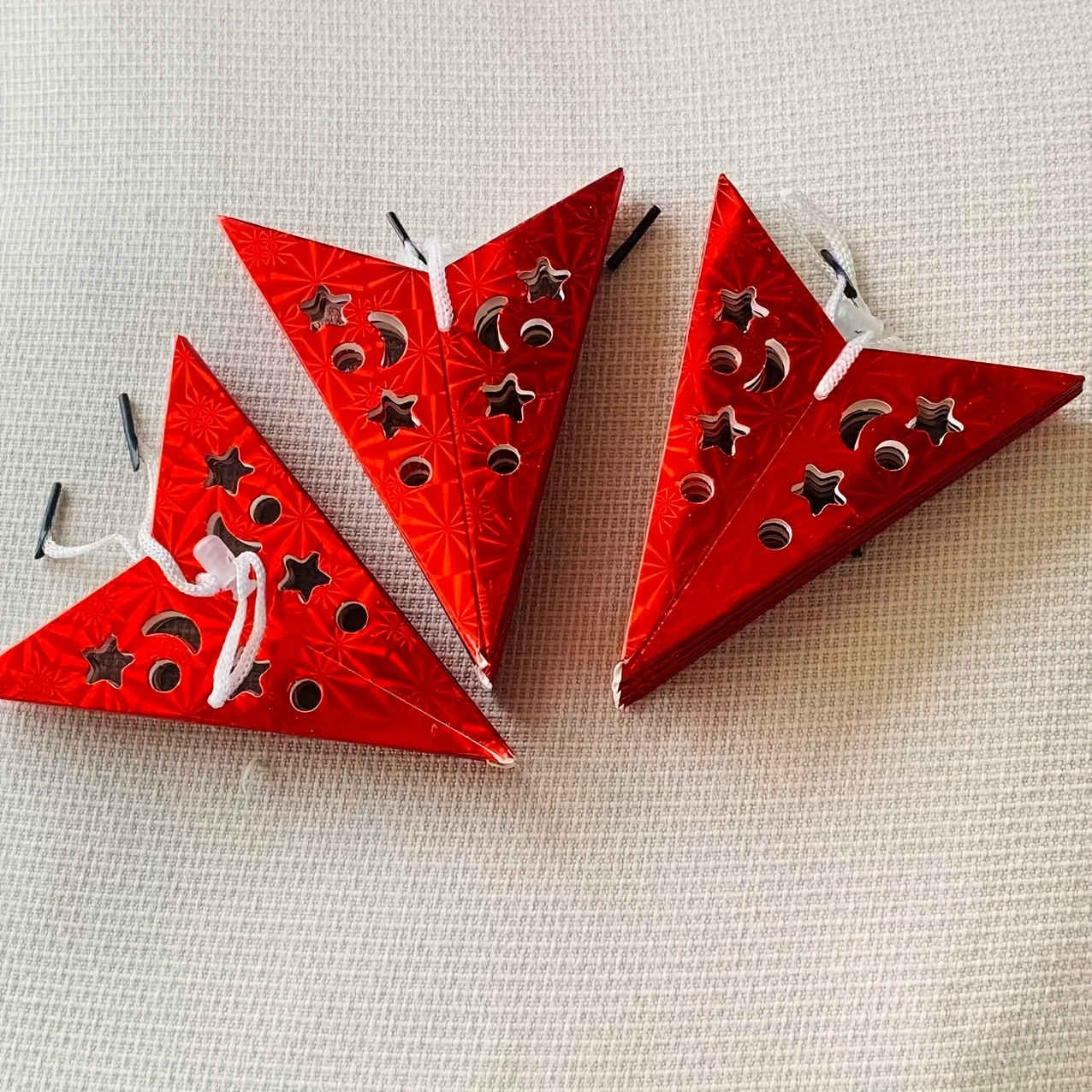 Image of 3pcs Elegant Paper Star Pendant, 35cm-white, Red, Blue And Golden-ideal For Easter And New Year Decorations, A Festive Atmosphere Without Power Supply, Ramadan Decorations Are Recommended.
