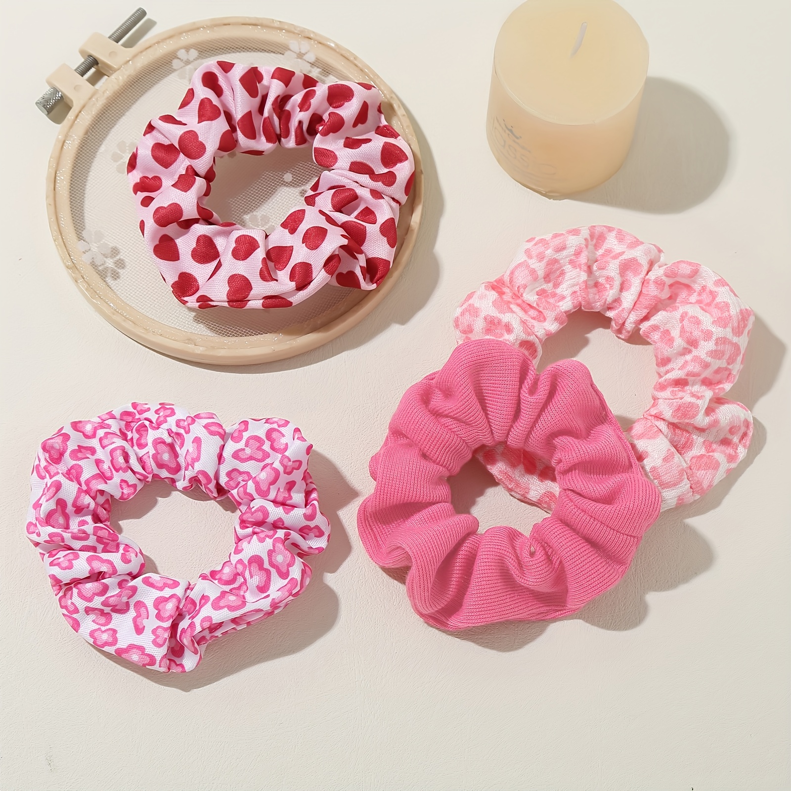 Image of 4pcs Of Valentine's Ties And Scrunchies, Elastic And Durable, Perfect For Women's Date Outfits, A Great Gift For On Valentine's Day