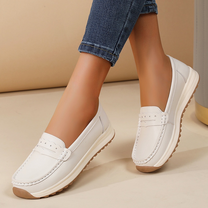 Comfortable All-Season Shoes
