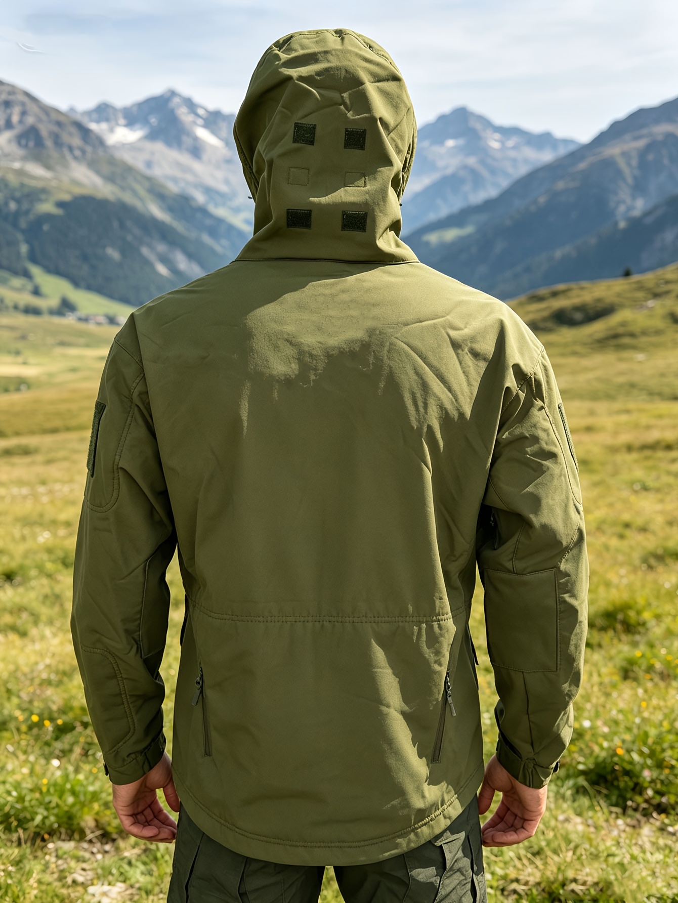 Men's Soft Shell Jacket for Winter, Hooded Tactical Training Wear