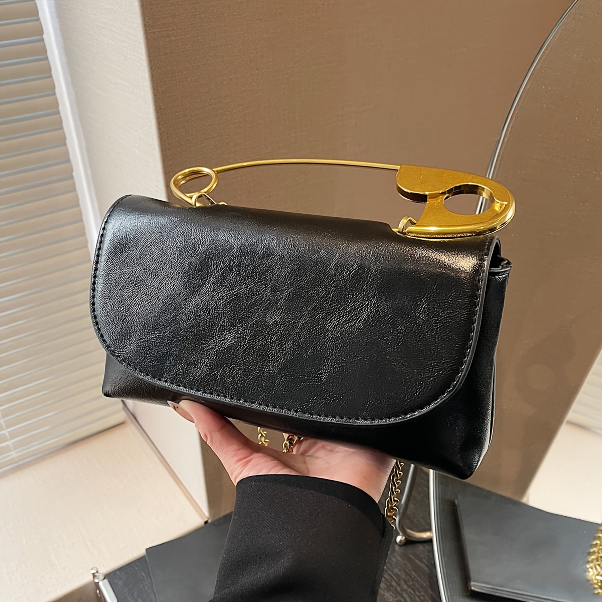 TEMU Women's Crossbody Bag Vintage Burgundy Paperclip Chain Bag Niche Design Metal Pin Handbag Women' Crossbody Bag Texture Evening Bag Fashionable