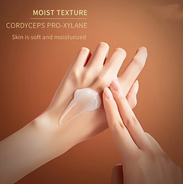 20pcs Of Cordyceps Sinensis Sleep Facial Mask, Rich In Collagen, Nicotinamide, Hyaluronic Acid And Plant Squalane, Deeply Moisturizes And Tightens The Facial Skin, Making The Skin Look Younger with Plant Squalane