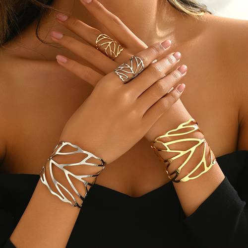 2 pezzi set di bracciali e anelli aperti con design retro a foglia traforata, eleganti ed stilosi