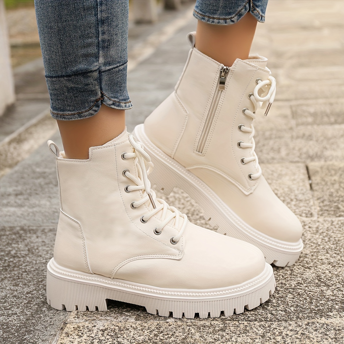 

's Toe Bottom , And Comfortable For