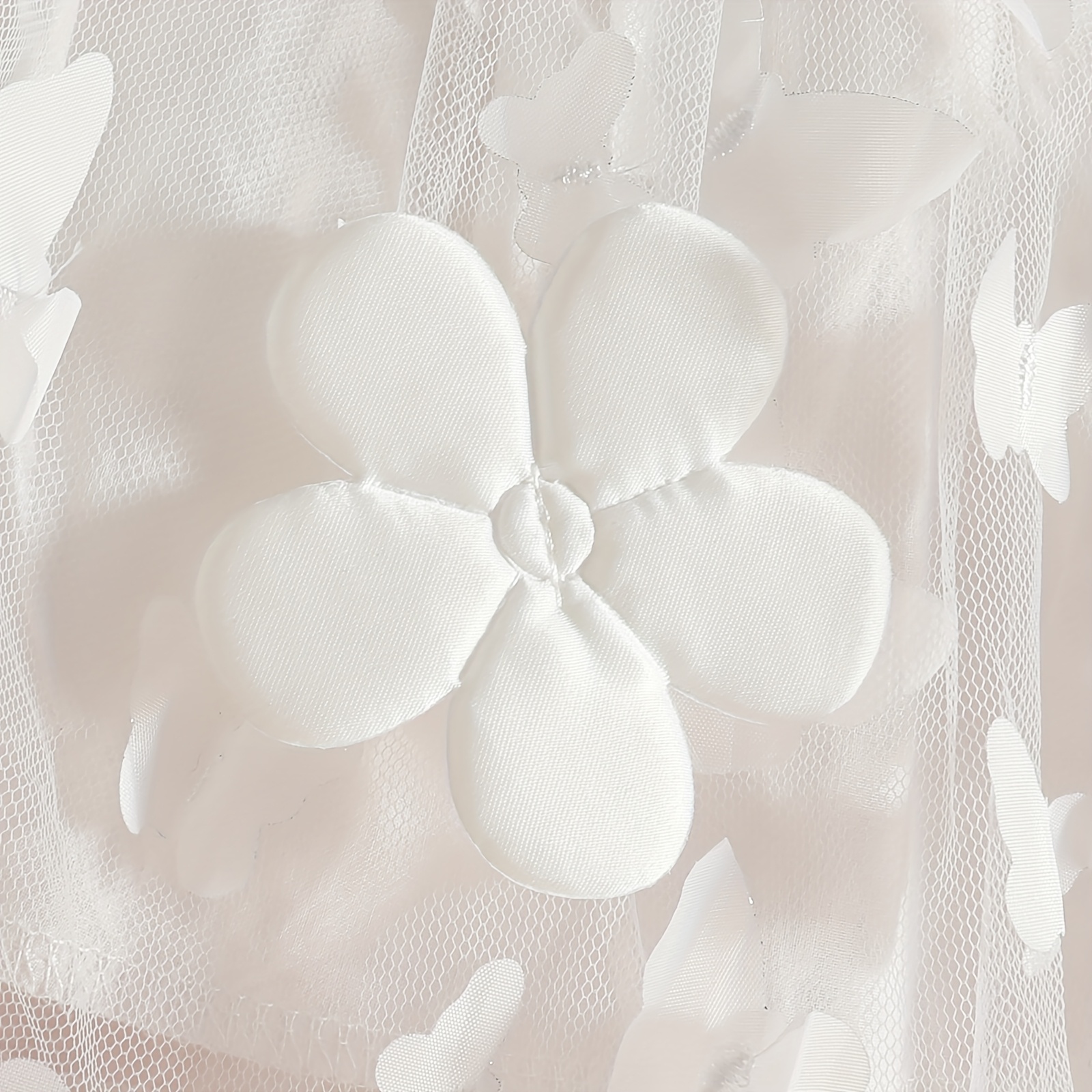 This Is a White Long-Sleeve Baptism Dress for Newborn Girls, Featuring Appliqué Designs And Crafted with Butterfly Mesh. It Is Suitable for Weddings, Parties, And Gatherings in Spring And Autumn, As Well As for Everyday Wear. A Perfect Baptism Gown