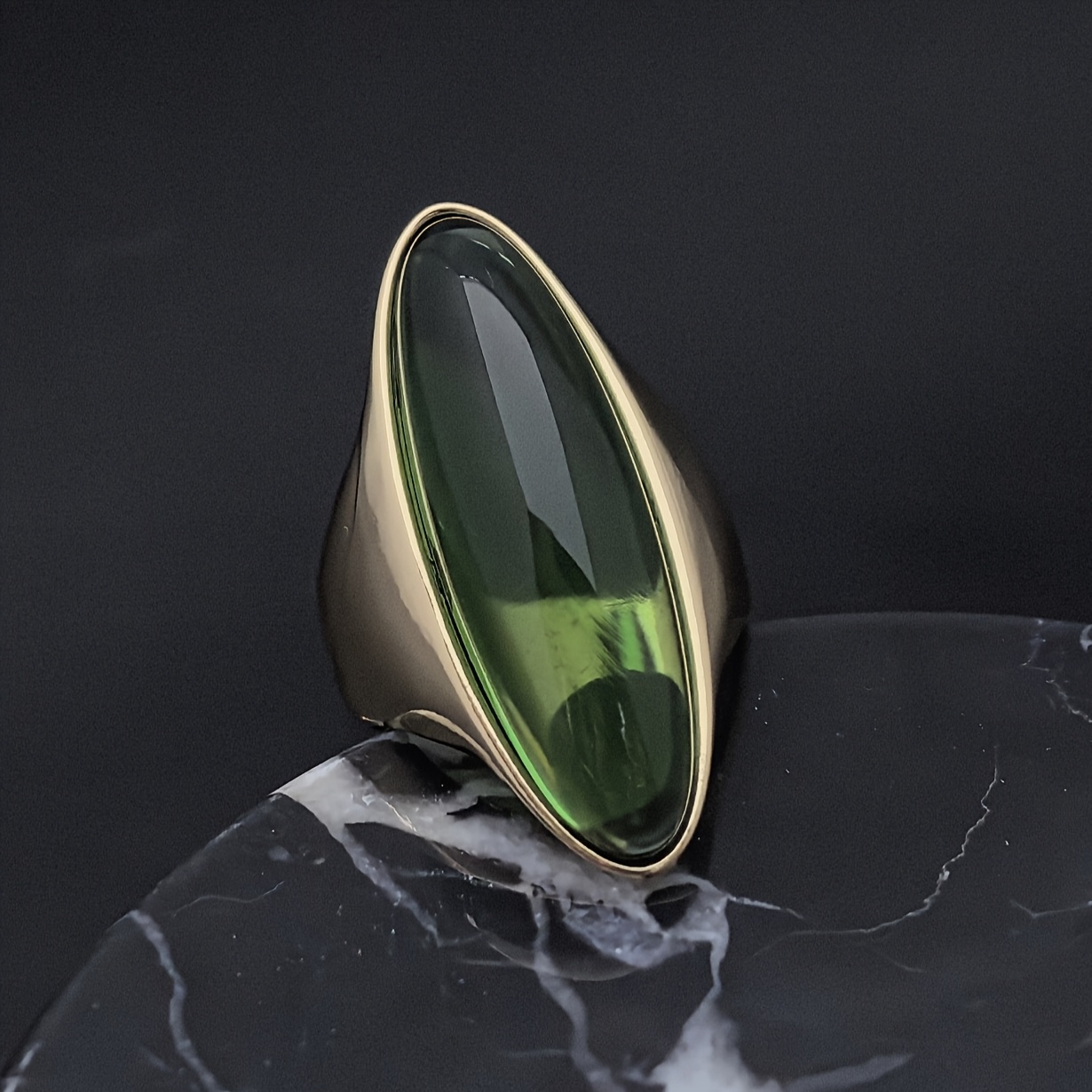 Image of High-polished Vacuum Plated Golden Women's Ring, Western Fashion Synthetic Emerald New Women's Ring