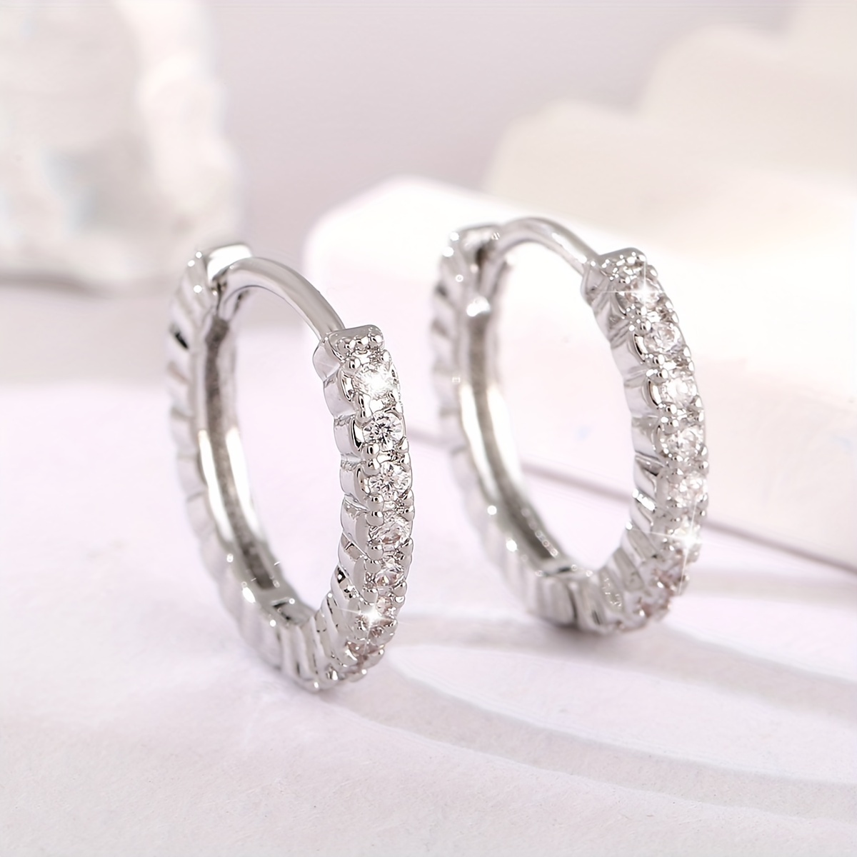 Temu 1 Pair Women' Hoop Earrings Compatible For Synthetic Zirconia/ Cubic Synthetic Zirconia - Look Hoops, Minimalist Round Earrings For Daily Wear,-image