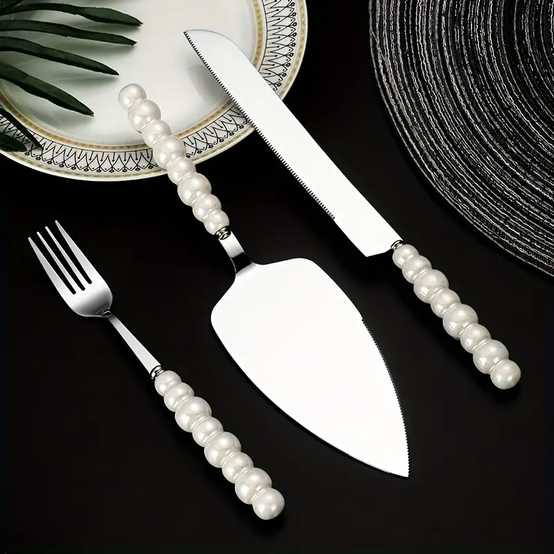 personalized and elegant stainless steel cutlery set with pearl ceramic handle 2 4 cake knife spatula fork set with gift box suitable for kitchen hotel parties birthdays weddings gifting golden and silvery Product details 7