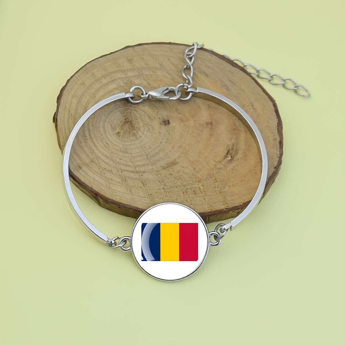 TEMU Adjustable Bracelet Featuring The Romanian Flag, Perfect For Women As A Stylish Accessory For Everyday Use And Celebrations, With An Elegant