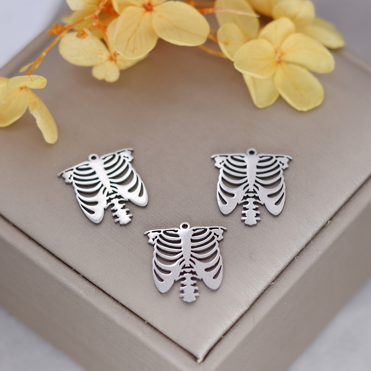 3pcs Stainless Steel Charms Skeleton Spine Painted Pendant For Necklace Doctor Nurse Jewelry Making Supplies