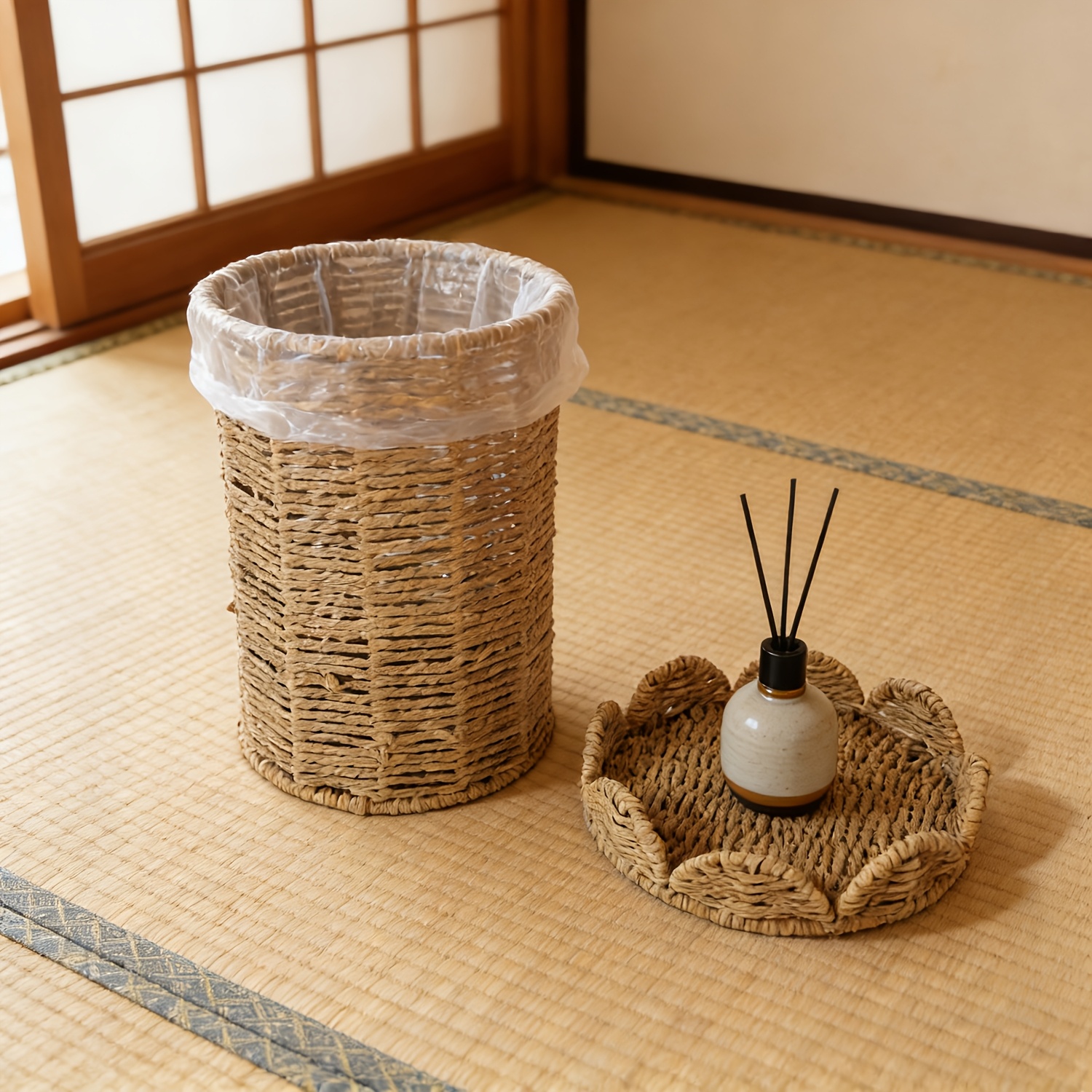 Nordic-Style Woven Trash Can with Lid for Household Use
