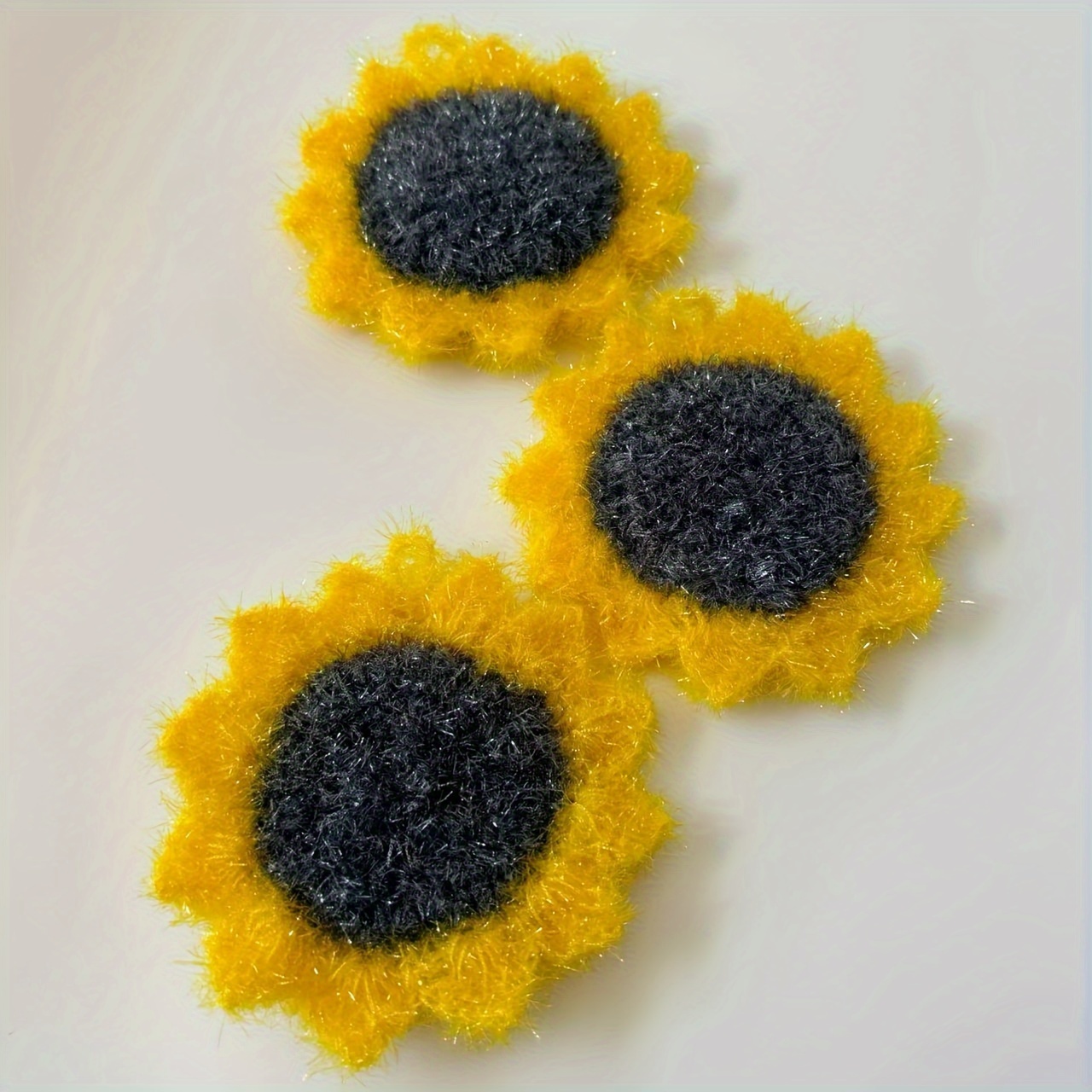 

High-quality, Handcrafted Sunflower Acrylic Dish Towel - Multifunctional Kitchen Cleaning Cloth, Gift