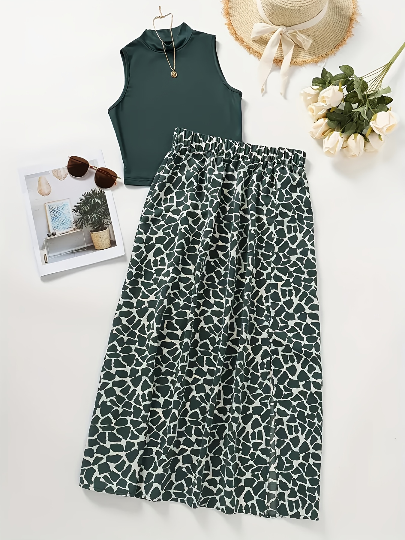 (Cat ear direction) vest and mini skirt set