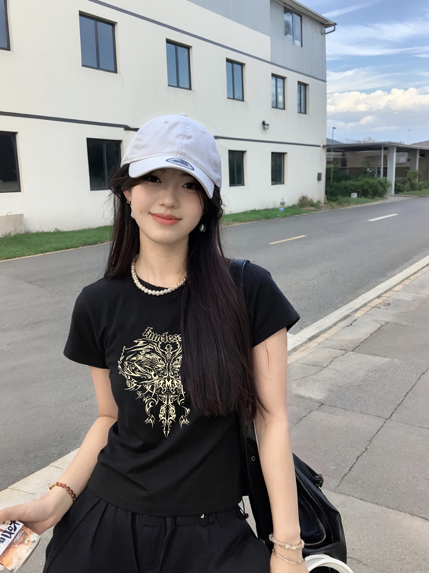 womens   fit short sleeve t shirt 2025 new arrival stylish golden cross print round neck casual summer top casual wear trendy womens tee glossy   Product details 2