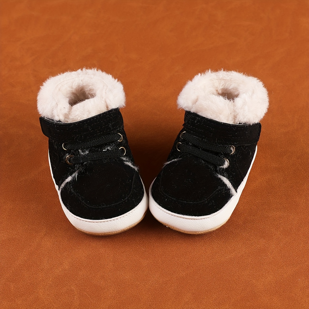 A Pair of Thickened And Fleece-Lined Boots for Boys And Girls, Suitable for Babies Aged 0-1 Years Learning to Walk, Featuring Non-Slip Soles, Ideal for Autumn And Winter