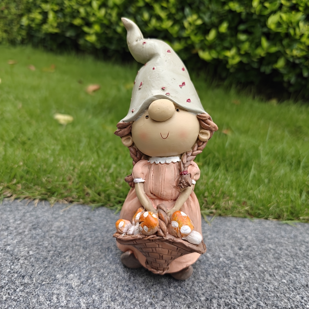 1pc Garden Figure Couple Ornament, Outdoor Courtyard Decor, Outdoor Sculpture, Suitable For Courtyard Lawn Backyard, Outdoor Decoration