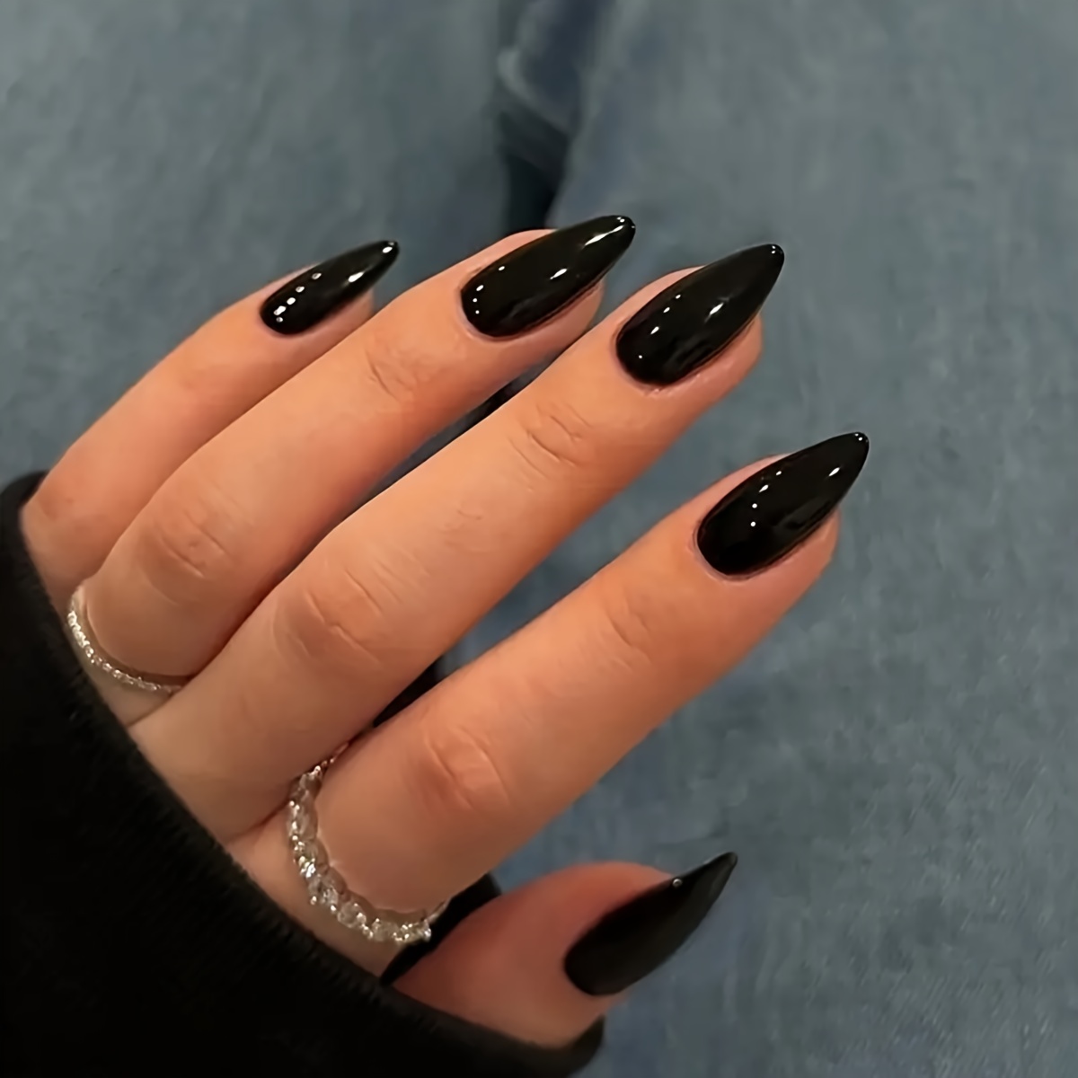 24 Stck schwarze mandelfrmige knstliche Fingerngel zum Aufdrcken,  modische, exquisite Falschngel * fr Frauen und fr Feiertage, Partys *  einfach zu verwenden, wiederverwendbar, mit Gelkleber ...