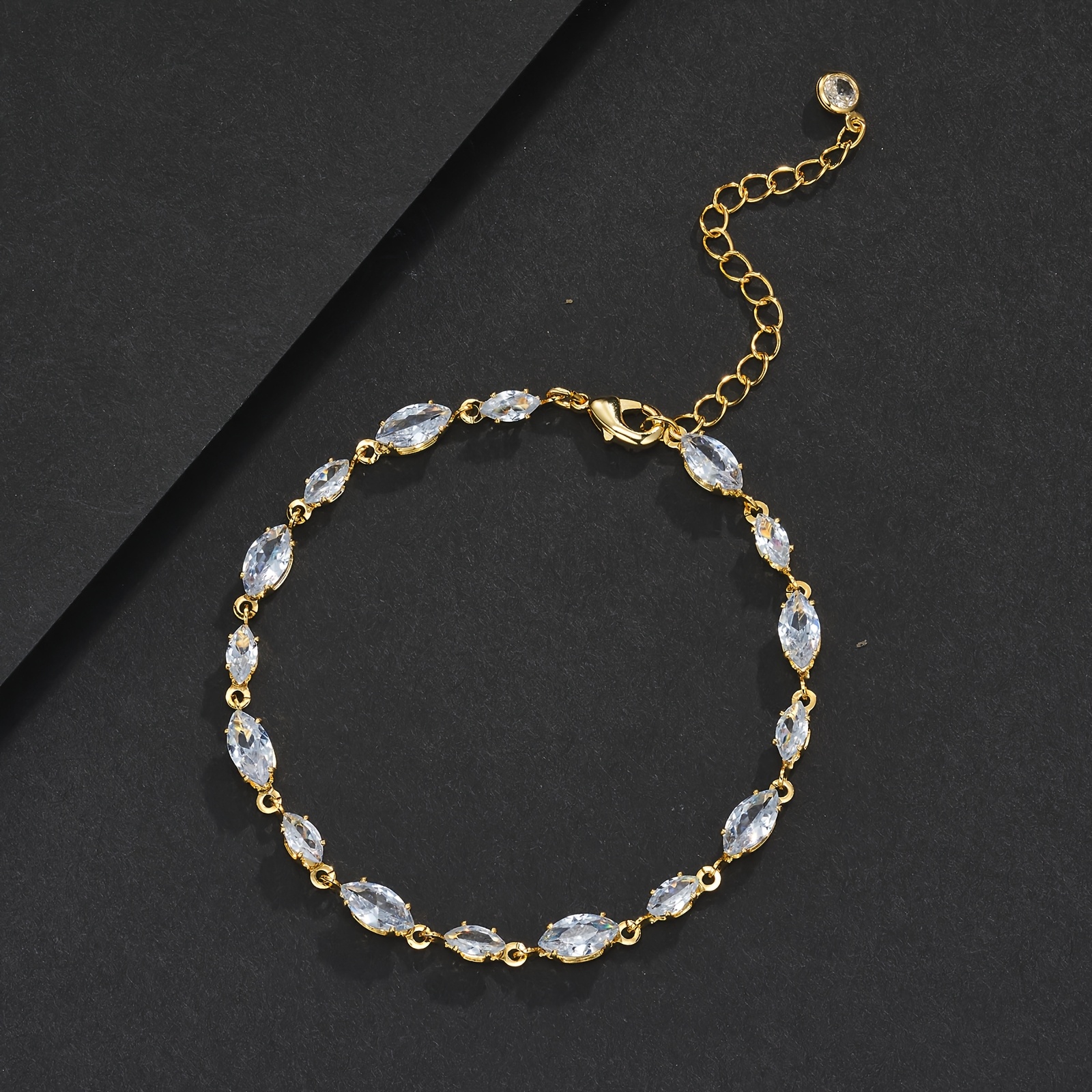 Stylish Oval Versatile Bracelet, Perfect for Gifting
