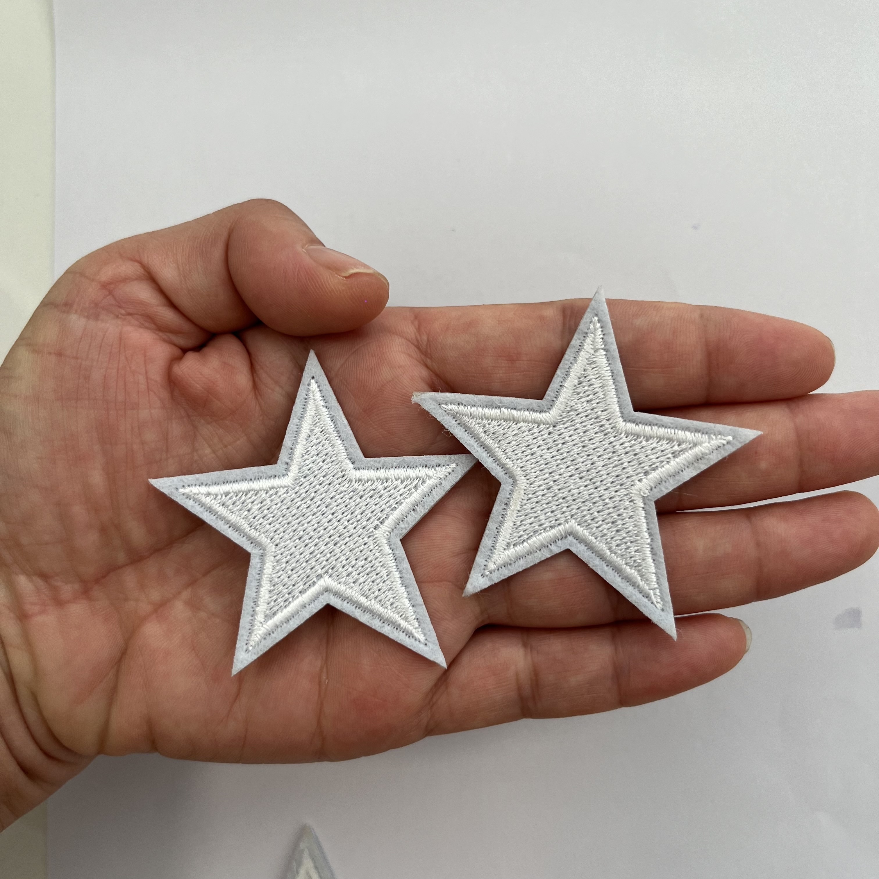 

2pcs Vibrant Star Embroidered Patches In 6 Colors - -on/sew-on Appliques For Diy Crafts, Decorating Backpacks, Hats, Dresses, Jackets, And Jeans, Sewing Supplies Accessories