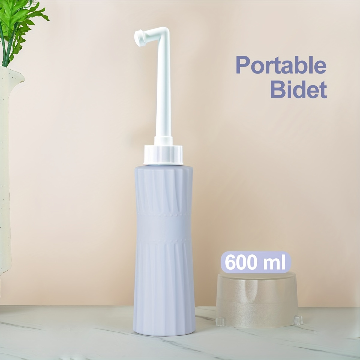 

1pc 600ml Large Capacity Portable Bidet, Handheld Travel Bidet, Retractable 14-hole Nozzle, Suitable For Personal Hygiene Cleaning And Travel Use