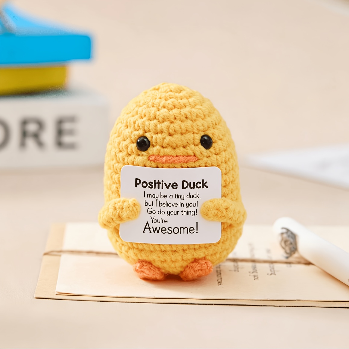Image of 1pc Handmade Crochet Positive Rodent Desktop Ornament, Inspirational Quote Tabletop Decor, Cute Knitted Animal Desk Decoration For Home Office