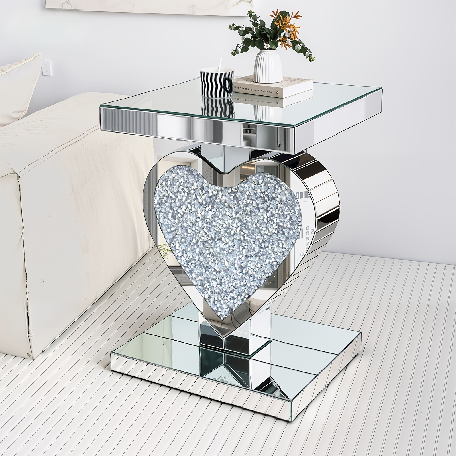 Crushed Diamond Silvery Mirror Base Heart Shaped Side Table, Mirror Finish Decorative Table for Bedroom, Entryway, Living Room.Small Mirrored Coffee Table
